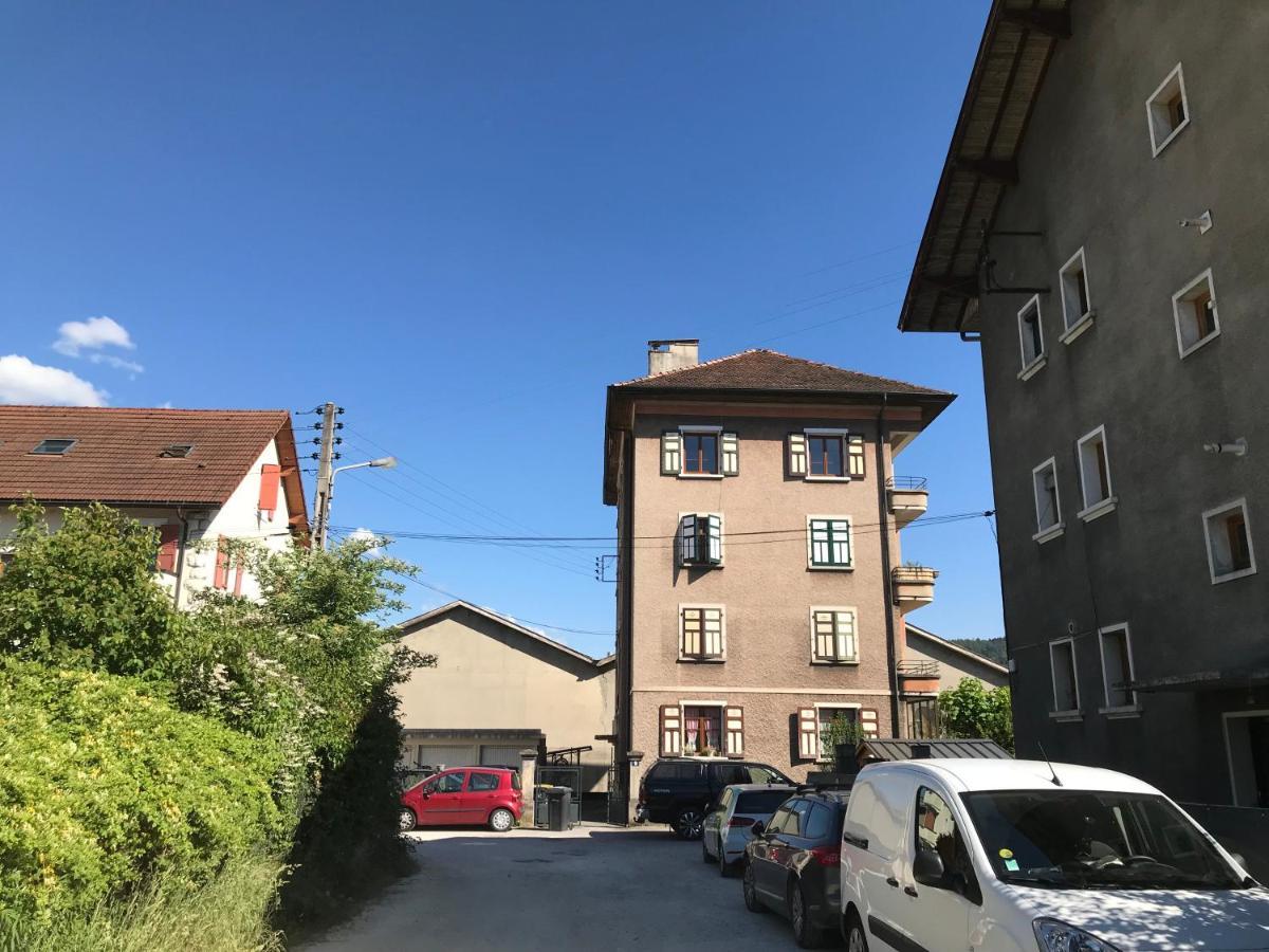 Apartamento Un Petit Bout De Reve, Balcon, Parking & Proche Centre Annecy Exterior foto