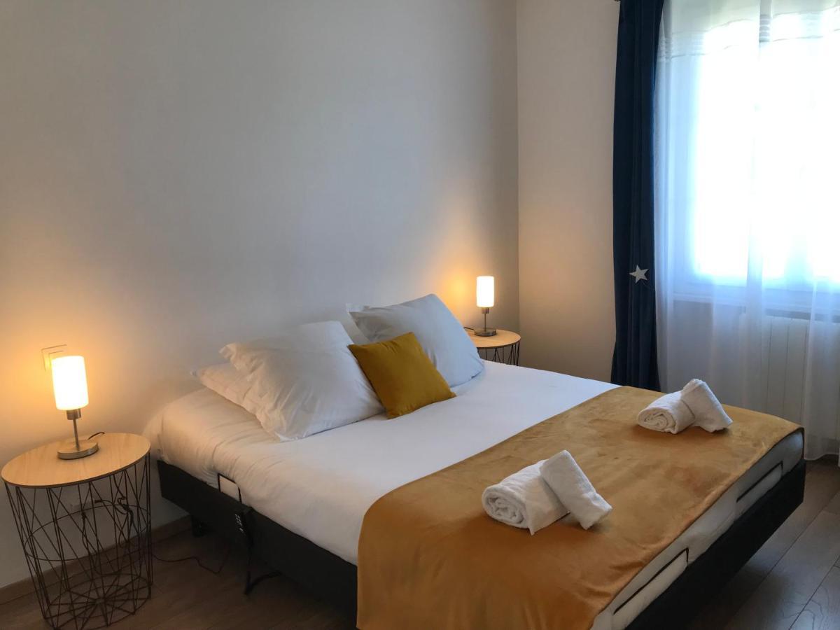 Apartamento Un Petit Bout De Reve, Balcon, Parking & Proche Centre Annecy Exterior foto