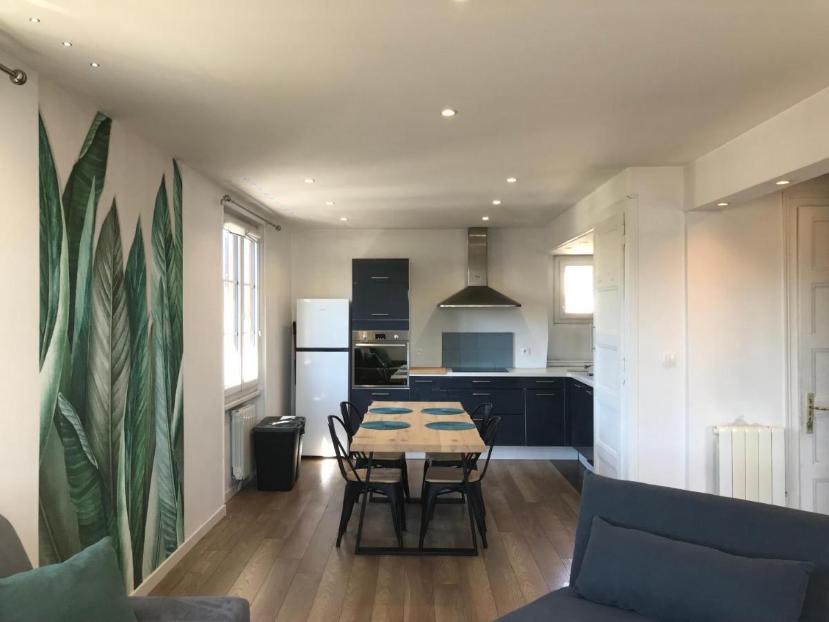 Apartamento Un Petit Bout De Reve, Balcon, Parking & Proche Centre Annecy Exterior foto