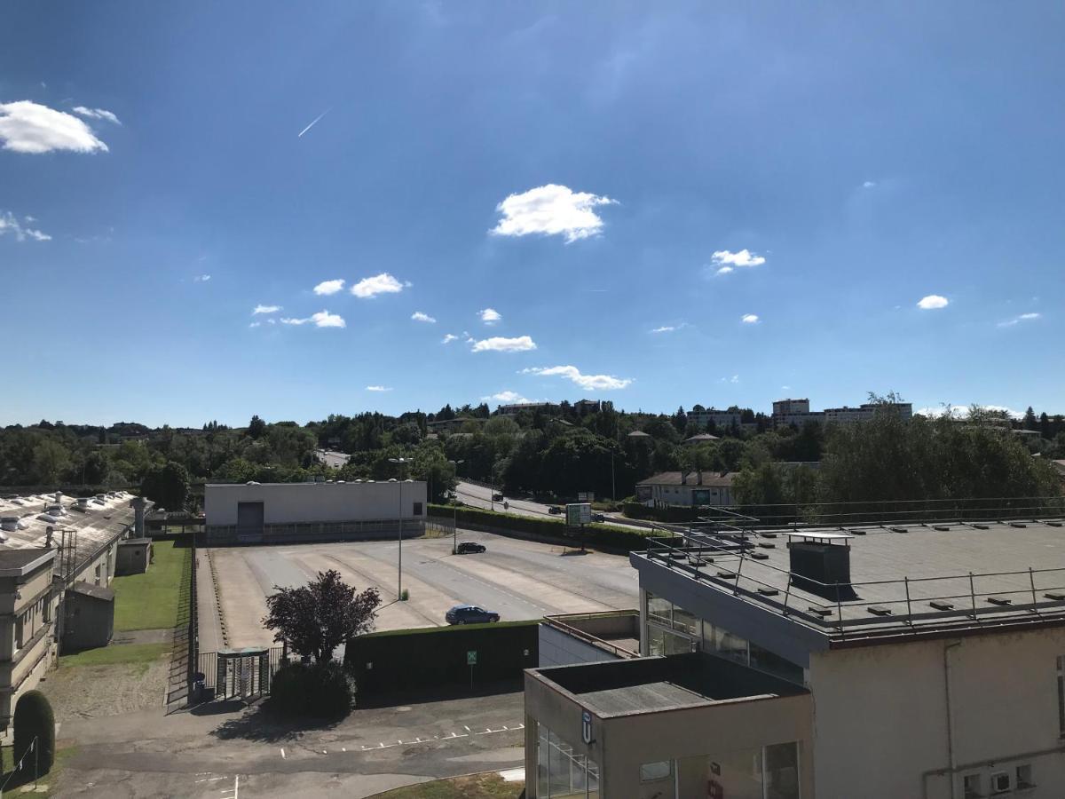 Apartamento Un Petit Bout De Reve, Balcon, Parking & Proche Centre Annecy Exterior foto